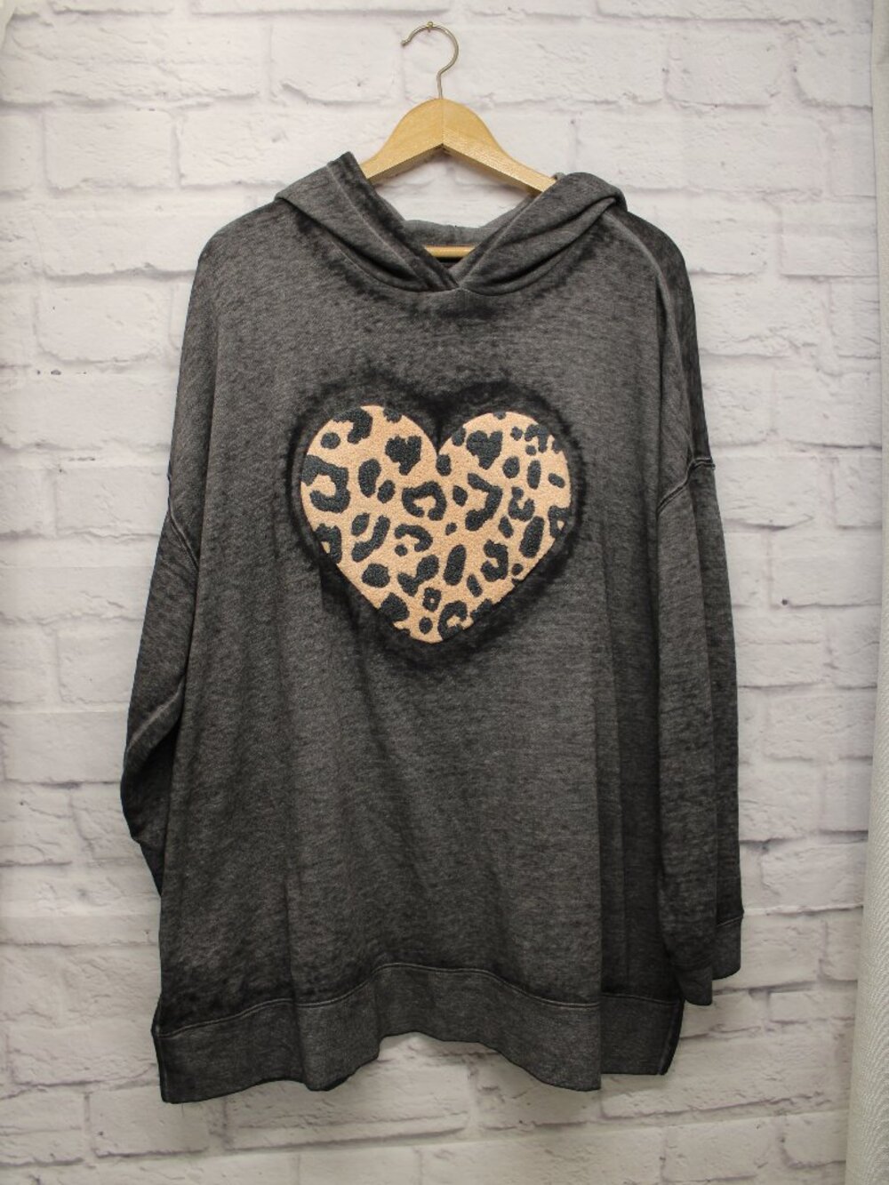 Lane Bryant 18/20 Gray Heart Cheetah Print Longsleeve Casual Hoodie